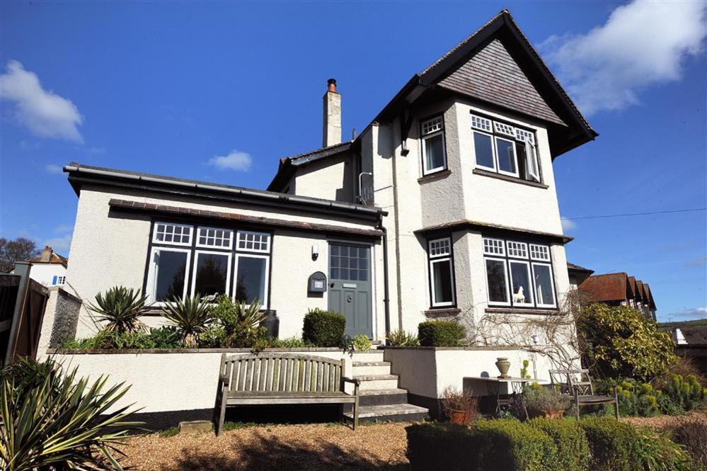 The Apartment At Queen Anne'S Lodge Lyme Regis Exterior photo